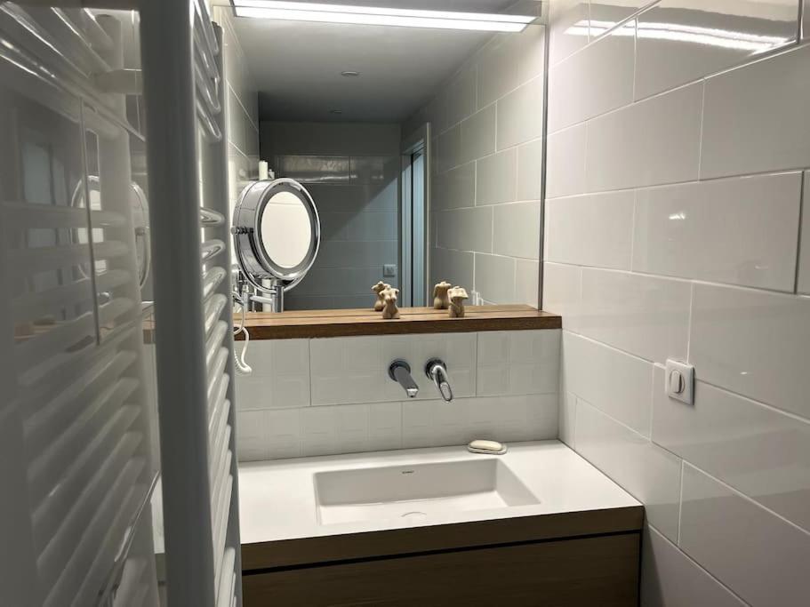 Gite De Charme 5 Etoiles Pour Couple Avec Sauna Et Jacuzzi Exterieurs Privatifs Peaugres Exterior foto